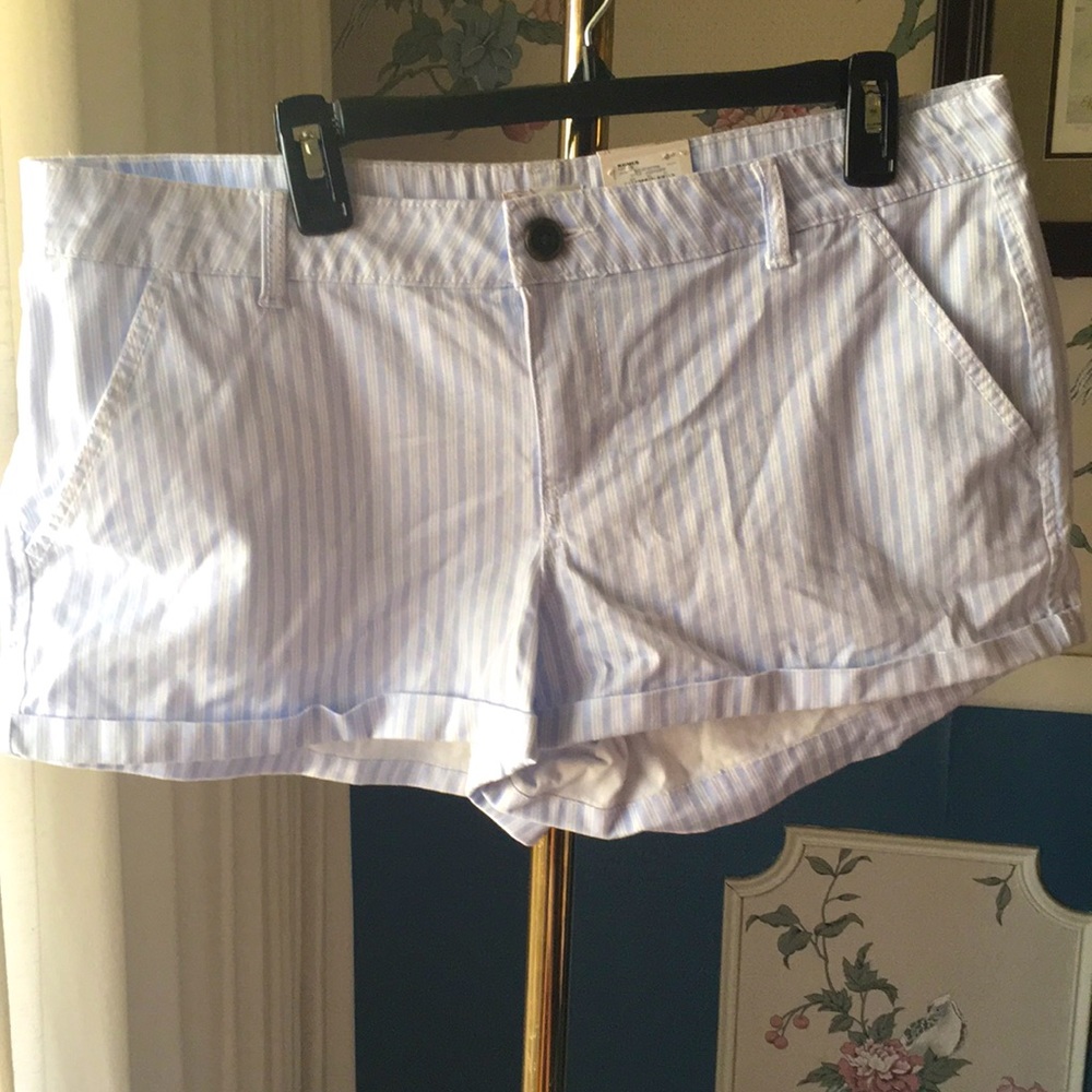 ??SO Shortie Shorts size 17 Juniors 2.5 inch inseam short NWT blue white stripe